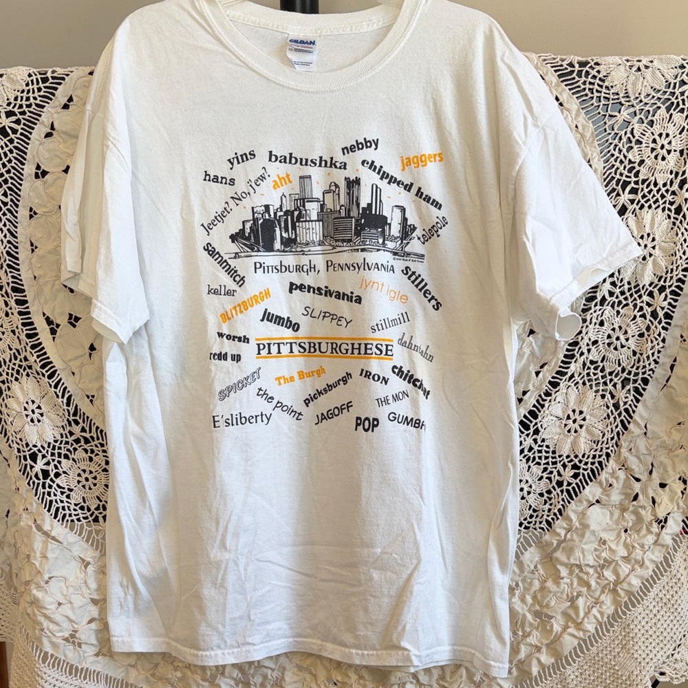 Pittsburgh White Graphic T-Shirt  Size XL